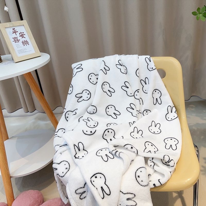 Kawaii Miffy Blanket Flannel O - đánh giá và giá Stationery Office